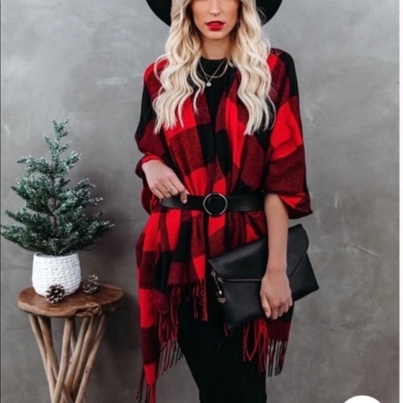 Buffalo Check plaid Tassel shawl  Poncho RED IVORY BLACK NEW - Picture 2 of 3